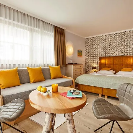 Hotel Dolomit Boutique 3*