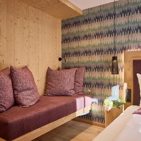 Hotel Dolomit Boutique Stern