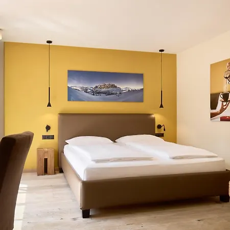 Hotel Dolomit Boutique 3*