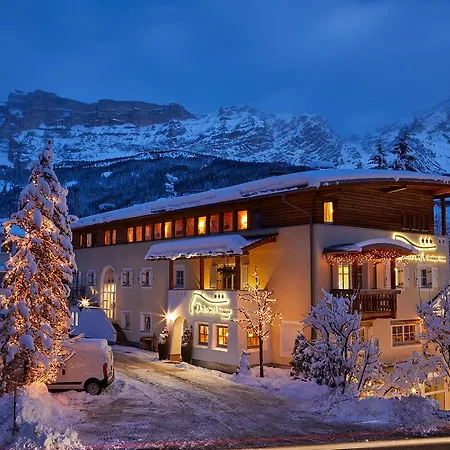 Hotel Dolomit Boutique 3*